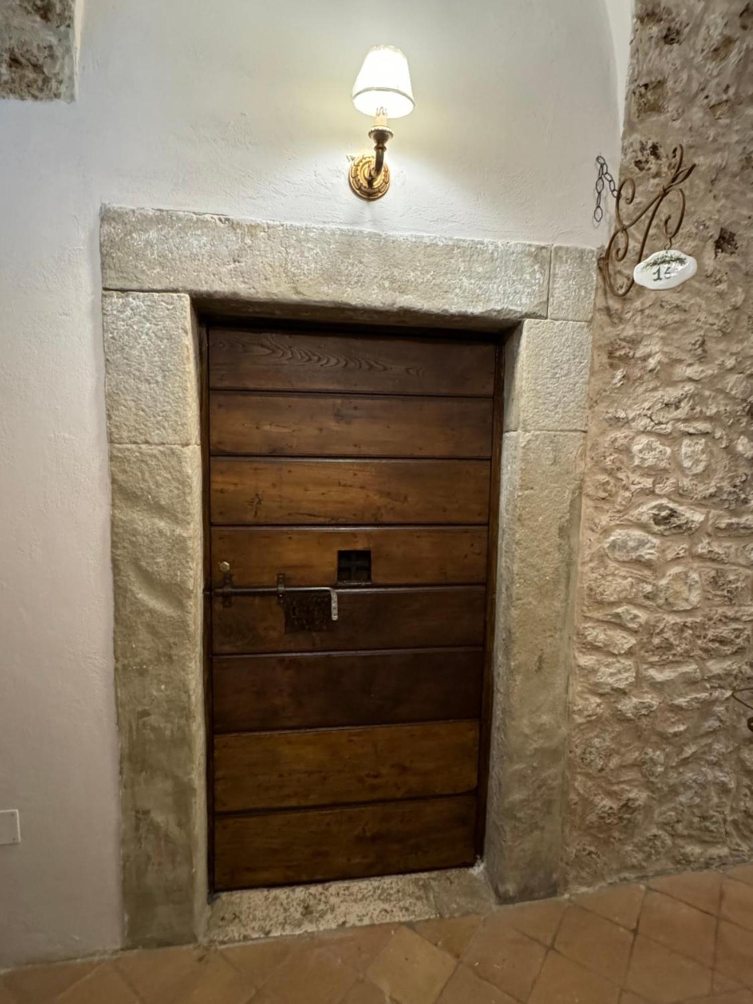 Le Prigioni Del Palazzo B&B Sora Buitenkant foto