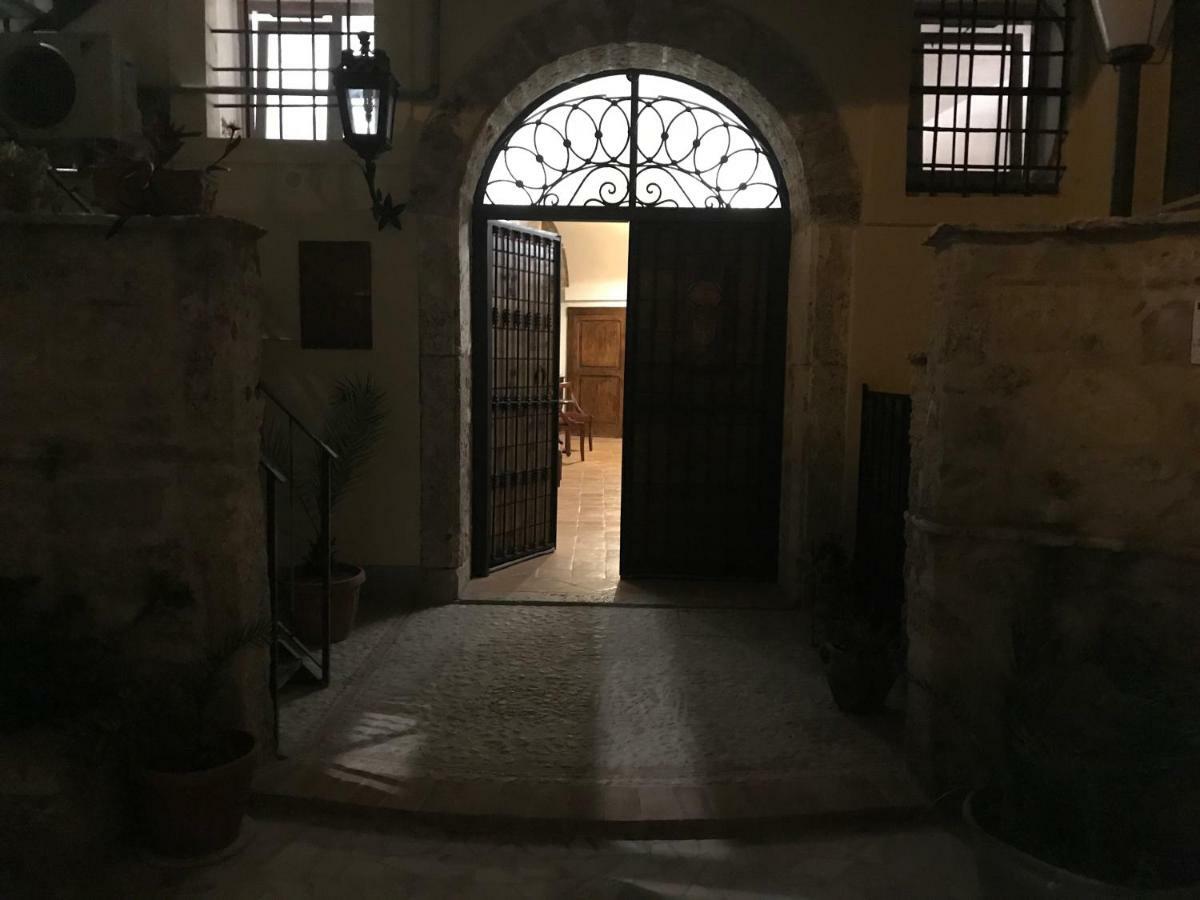 Le Prigioni Del Palazzo B&B Sora Buitenkant foto