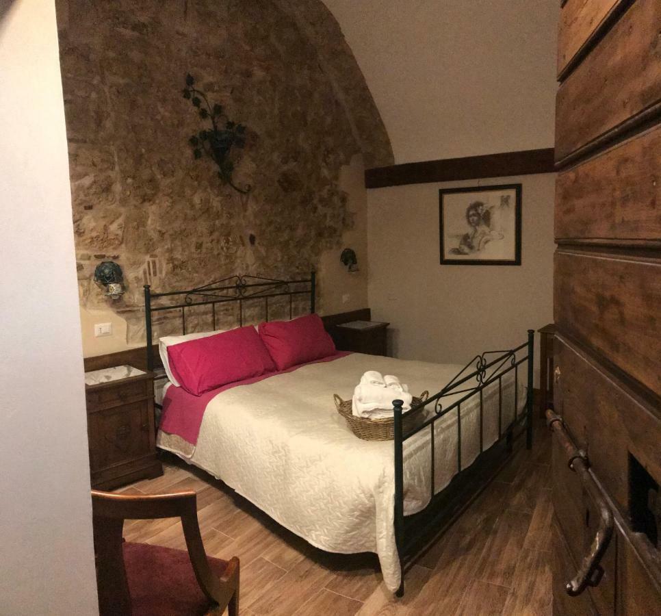 Le Prigioni Del Palazzo B&B Sora Buitenkant foto