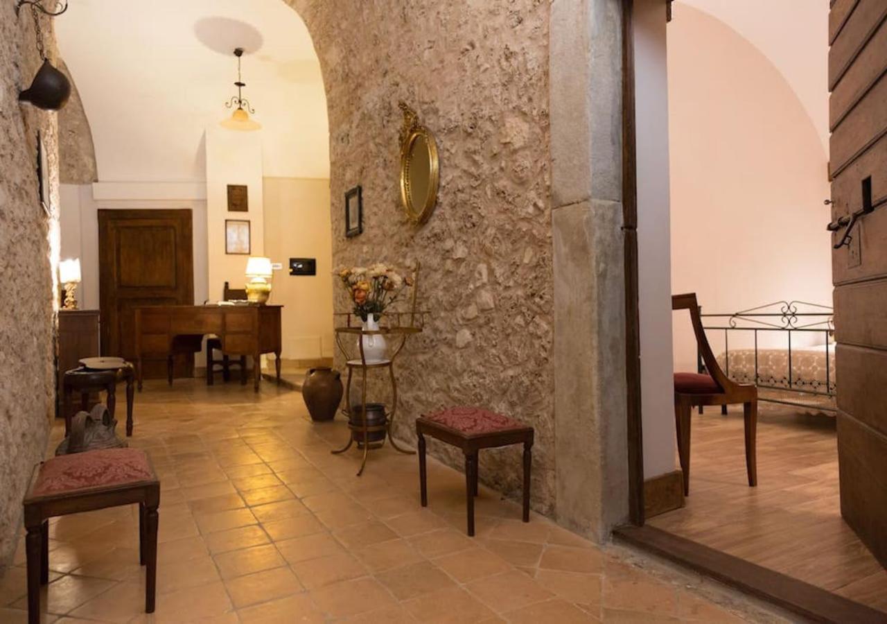Le Prigioni Del Palazzo B&B Sora Buitenkant foto